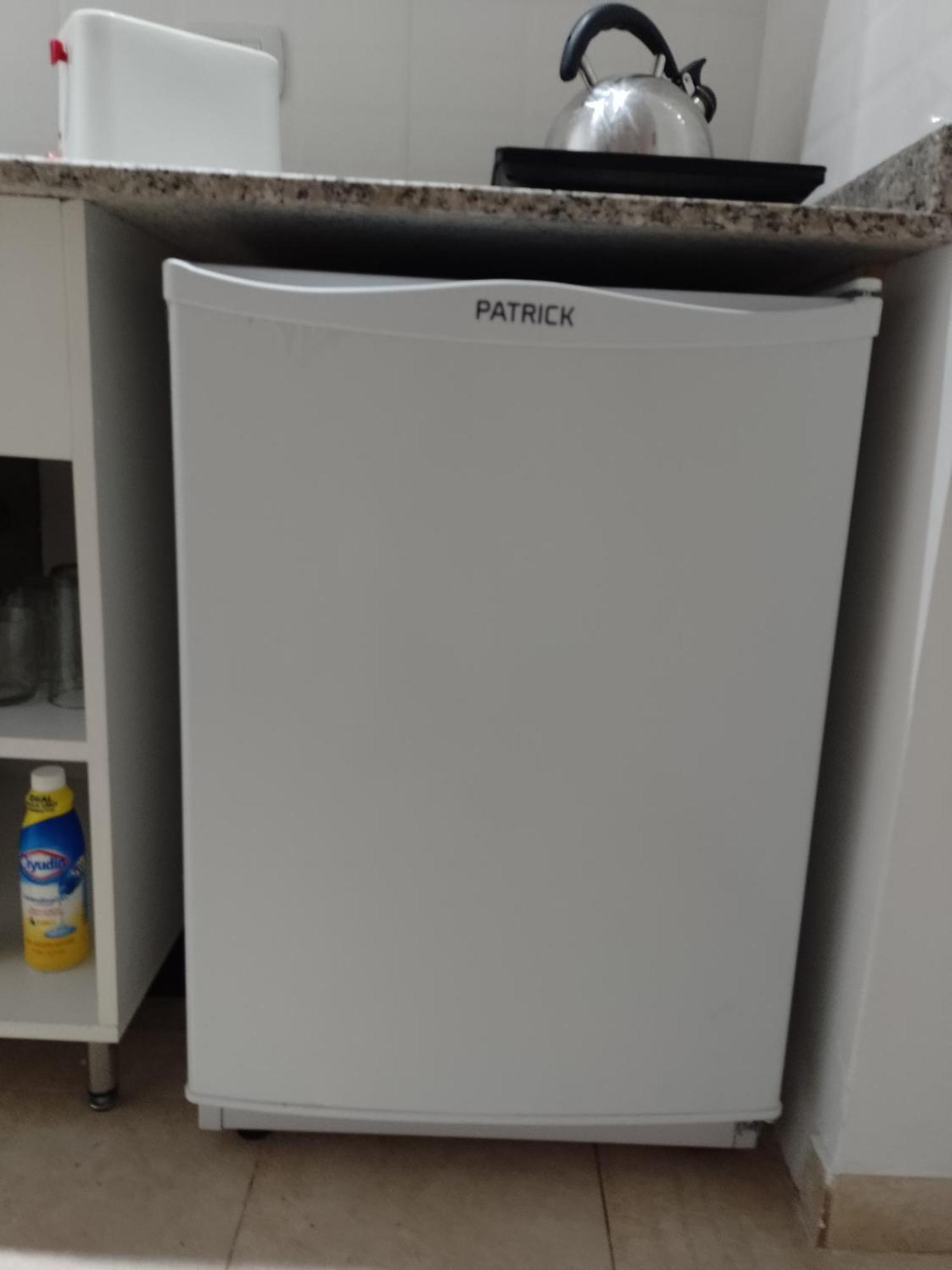 4 Aparts En El Mismo Edificio, Excelente Ubicacion